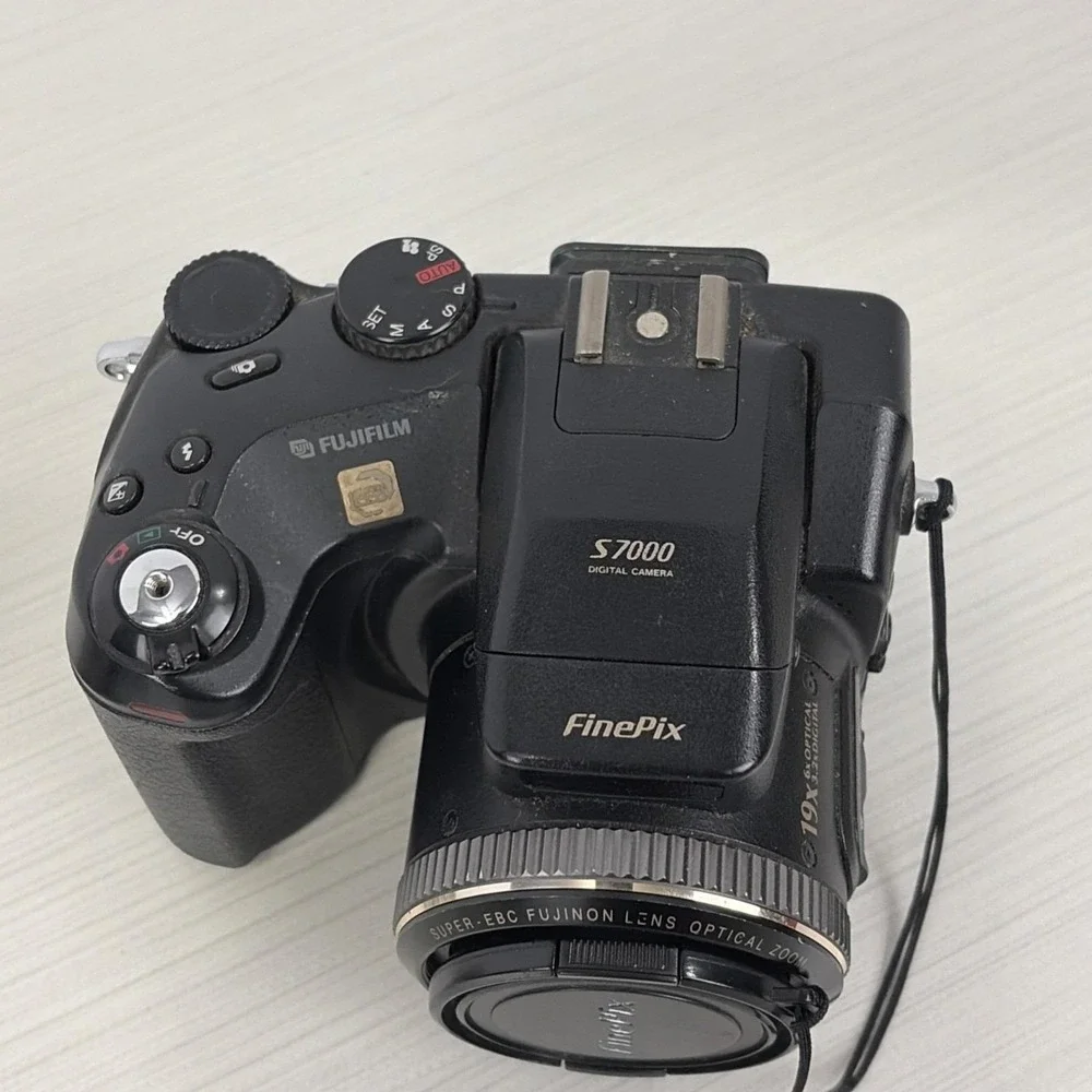 Lot Of 3 Cameras For PARTS OR REPAIR ONLY (Read Description)